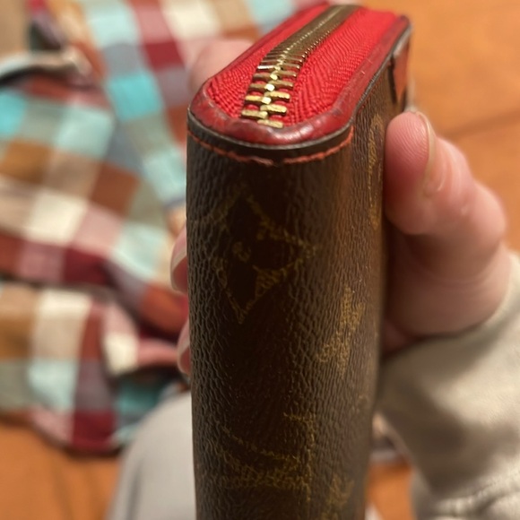 Louis Vuitton Monogram Wallet with Red Accents - Picture 14 of 14